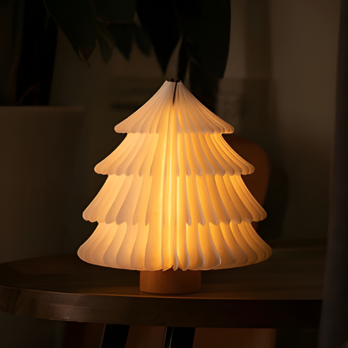 Árbol de Navidad luminoso con luces LED cálidas para decoración de interiores.