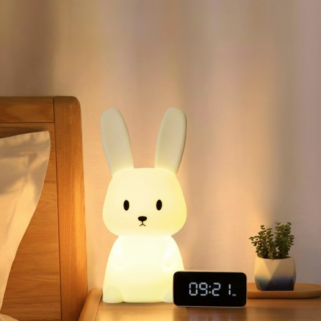 Lámpara conejo portátil con diseño adorable para habitación infantil