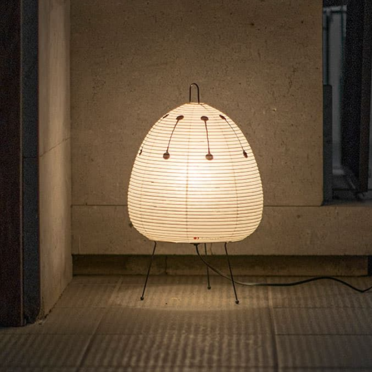 Lámpara LED de estilo japonés para dormitorio, diseño minimalista Wabi-Sabi.